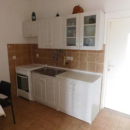Apartmani Mikin Betina  Exterior photo