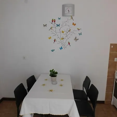 Apartmani Mikin Betina  Exterior photo
