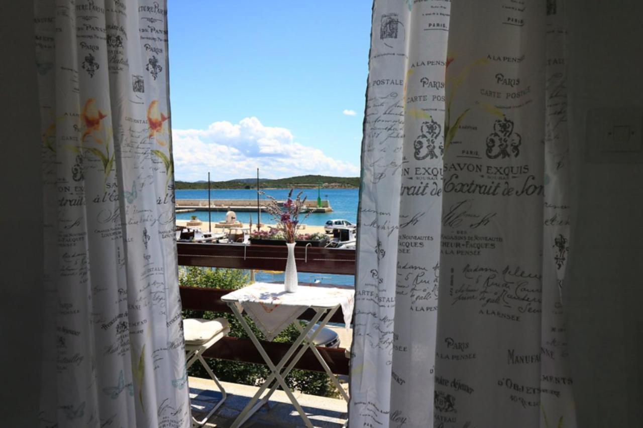 Mikin * Betina (Sibenik-Knin)